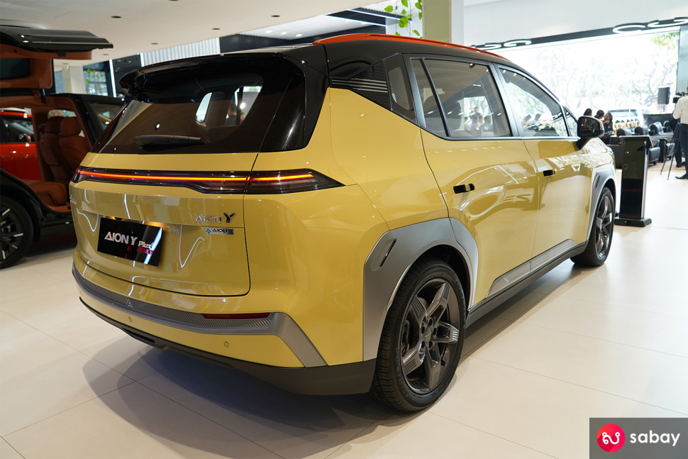 ក្រុមហ៊ុន អេច អេច អូតូ ប្រេស្ទីហ្ស៍ ឯ.ក ទទួលបានសិទ្ធិនាំចូល និង ចែកចាយ រថយន្តទំនើបអគ្គិសនី ម៉ាក AION & ម៉ាក HYPECT និង គ្រឿងបន្លាស់ មកក្នុងទីផ្សារប្រទេសកម្ពុជា