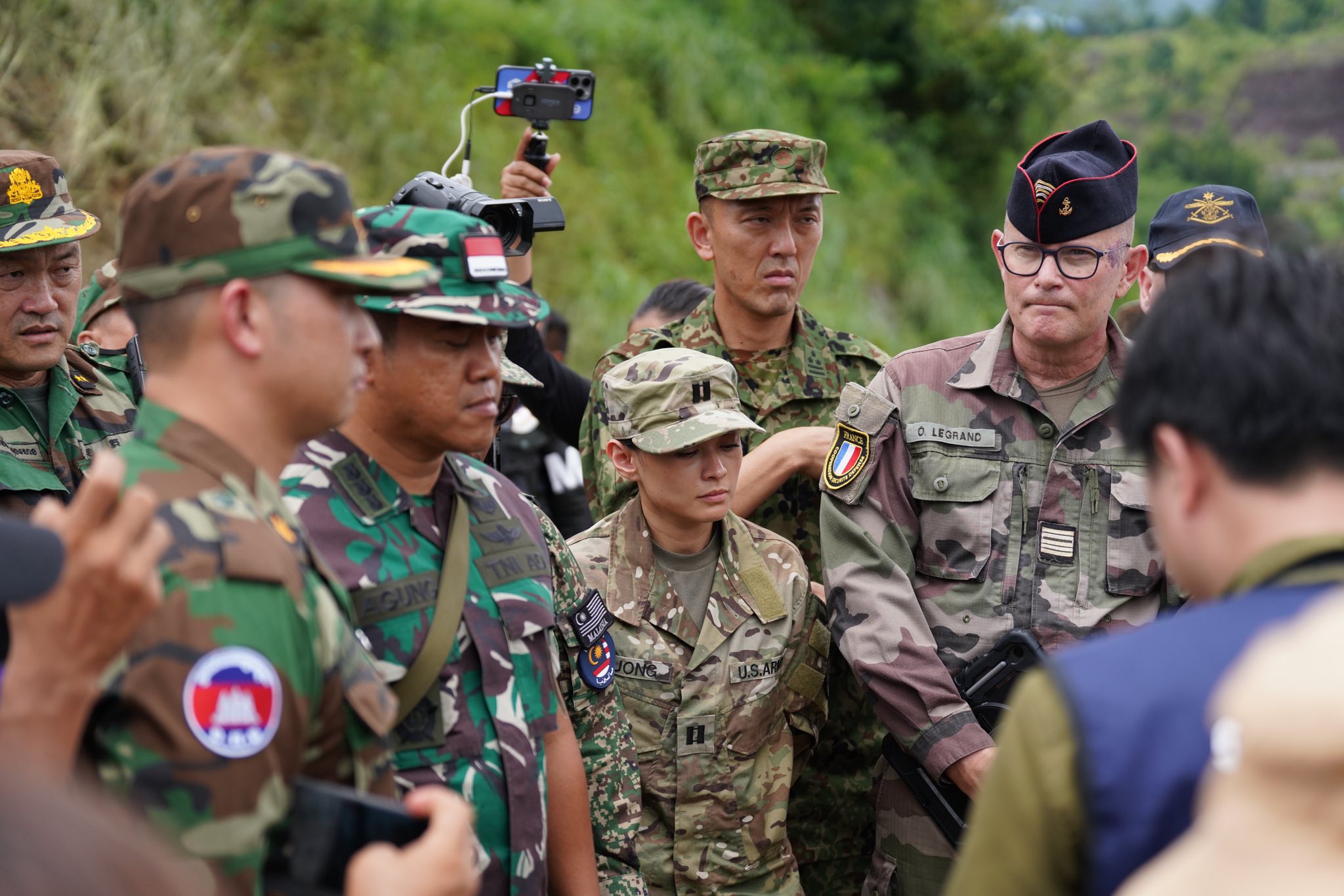 កងទ័ពកម្ពុជា នៅឈរយ៉ាងរឹងមាំជាមួយប្រជាជាតិខ្មែរនៅចុងសង្រ្គាម៥ថ្ងៃ